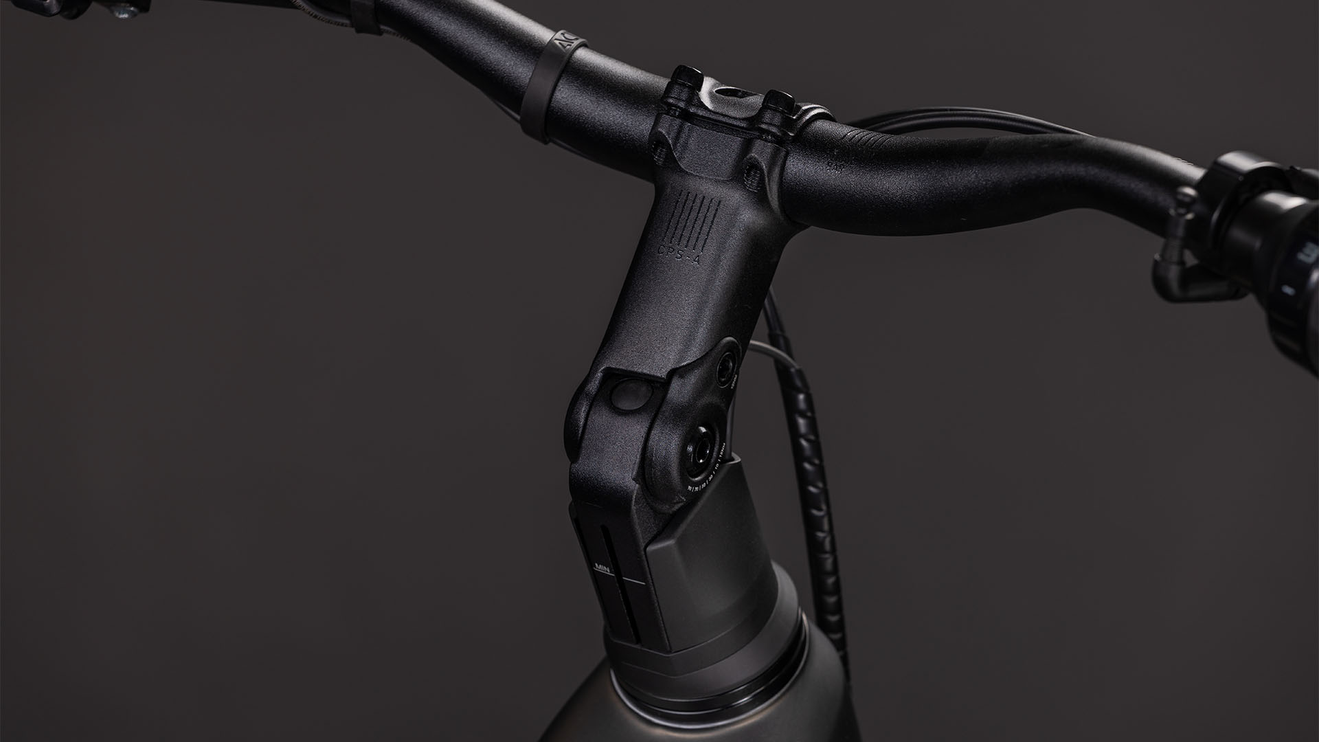 111402_D_01 111402_D_01.jpg